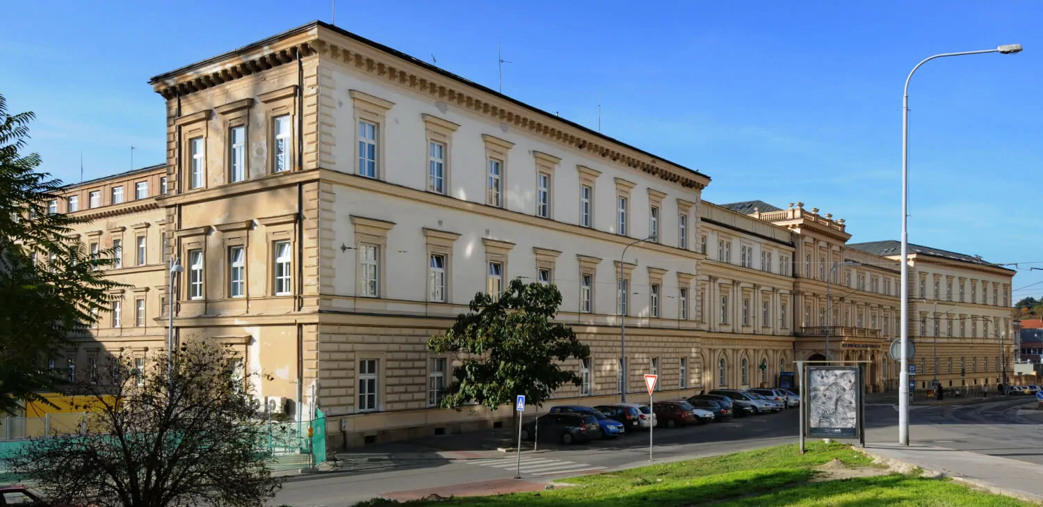 Hlavní klinická budova